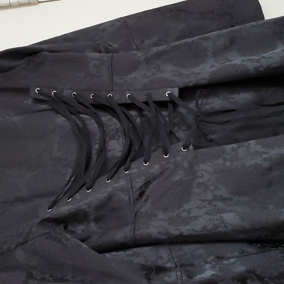 Like New Heart & Rose Brocade Coat - Picture 15 of 16